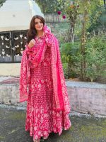 Premium  Gawn Kurta Three Piece Set - Image 3