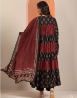 Premium  Gawn Kurta Three Piece Set - Image 2