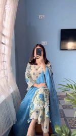 Ghulbahar Three Piece Set - Image 4